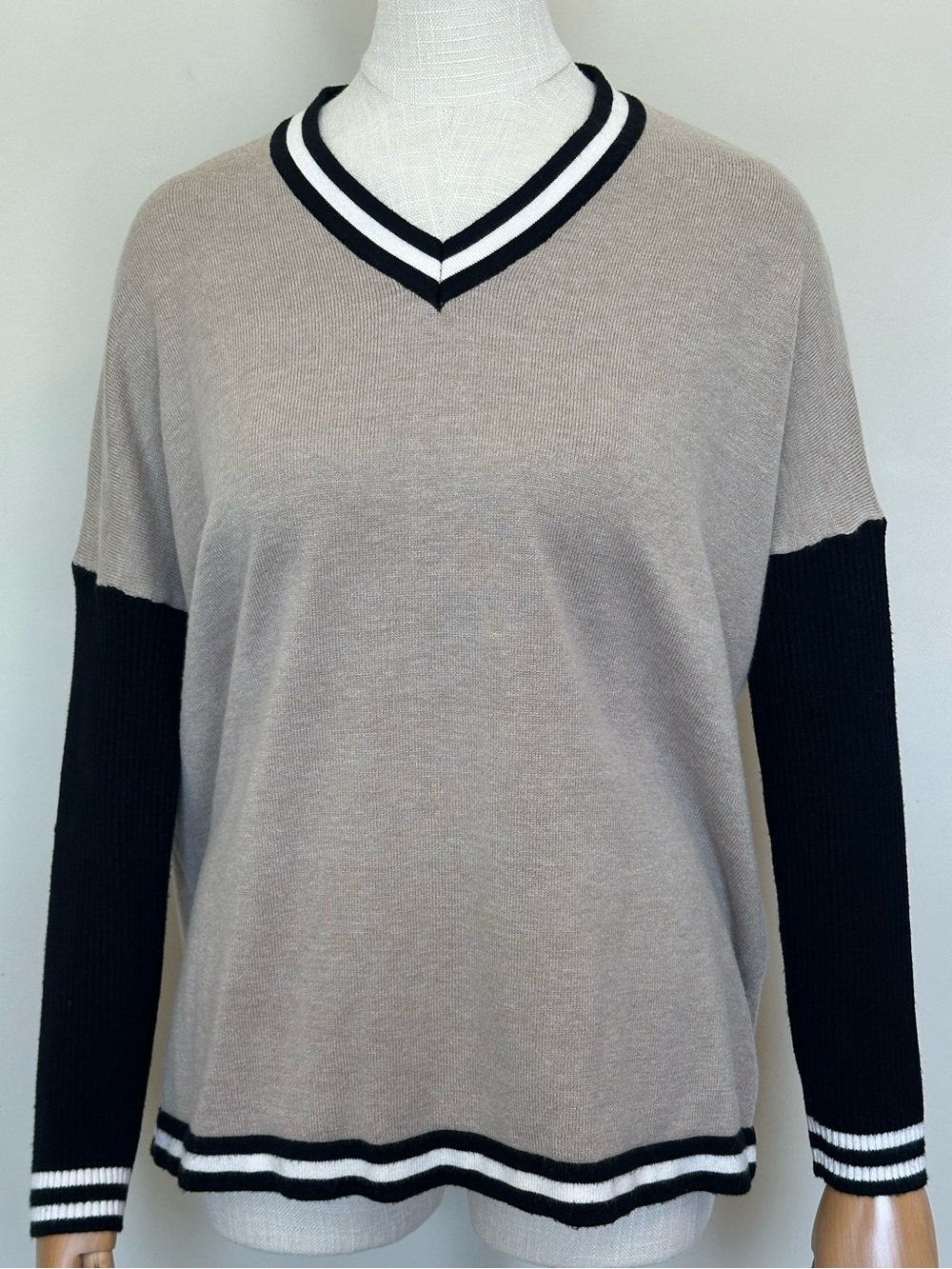Joseph A Knit V-Neck Sweater with Contrasting Arms and Black & White Stripe Trim
